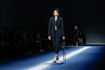 Look 2